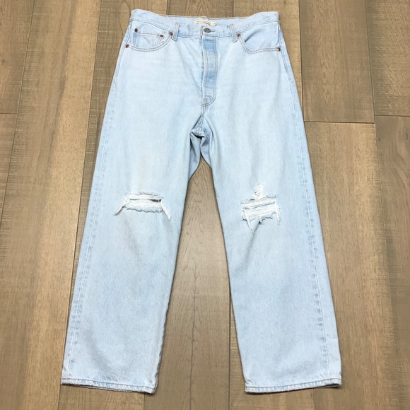 Levi's Jeans Womens Size 32 Ribcage Straight Ankle Button Fly Ojai Up Distressed - Picture 1 of 14